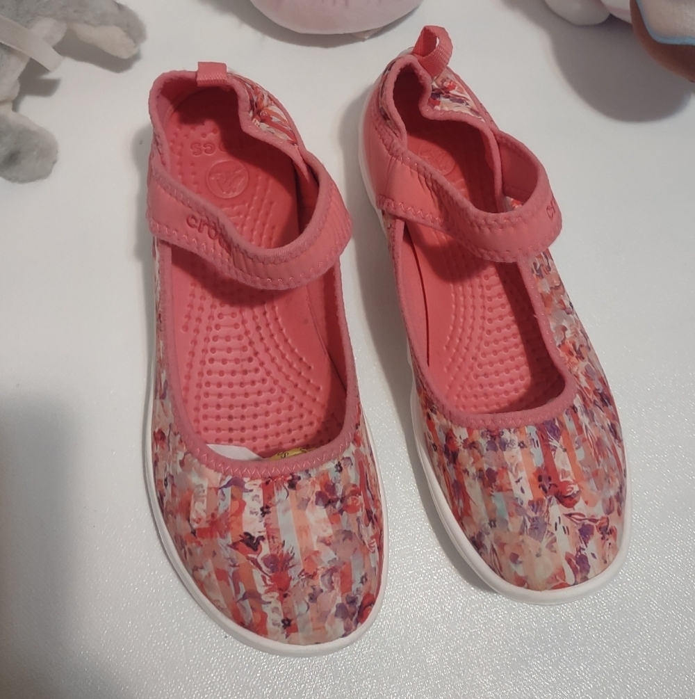 CROCS Kids' Multicolor Mary Jane Sneakers - Picture 1 of 5